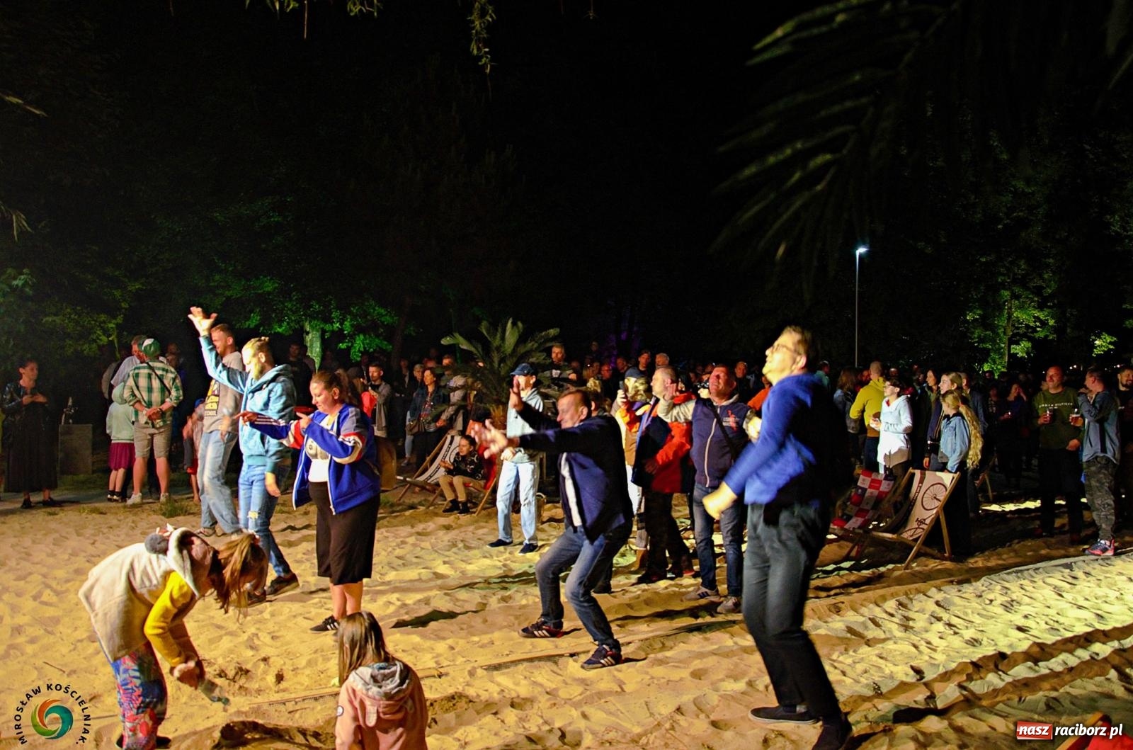 Zdjęcie w galerii na portalu naszraciborz.pl: Muzyczny FUN NAD ODRĄ do samego rana [FOTO i WIDEO] wiadomości z regionu