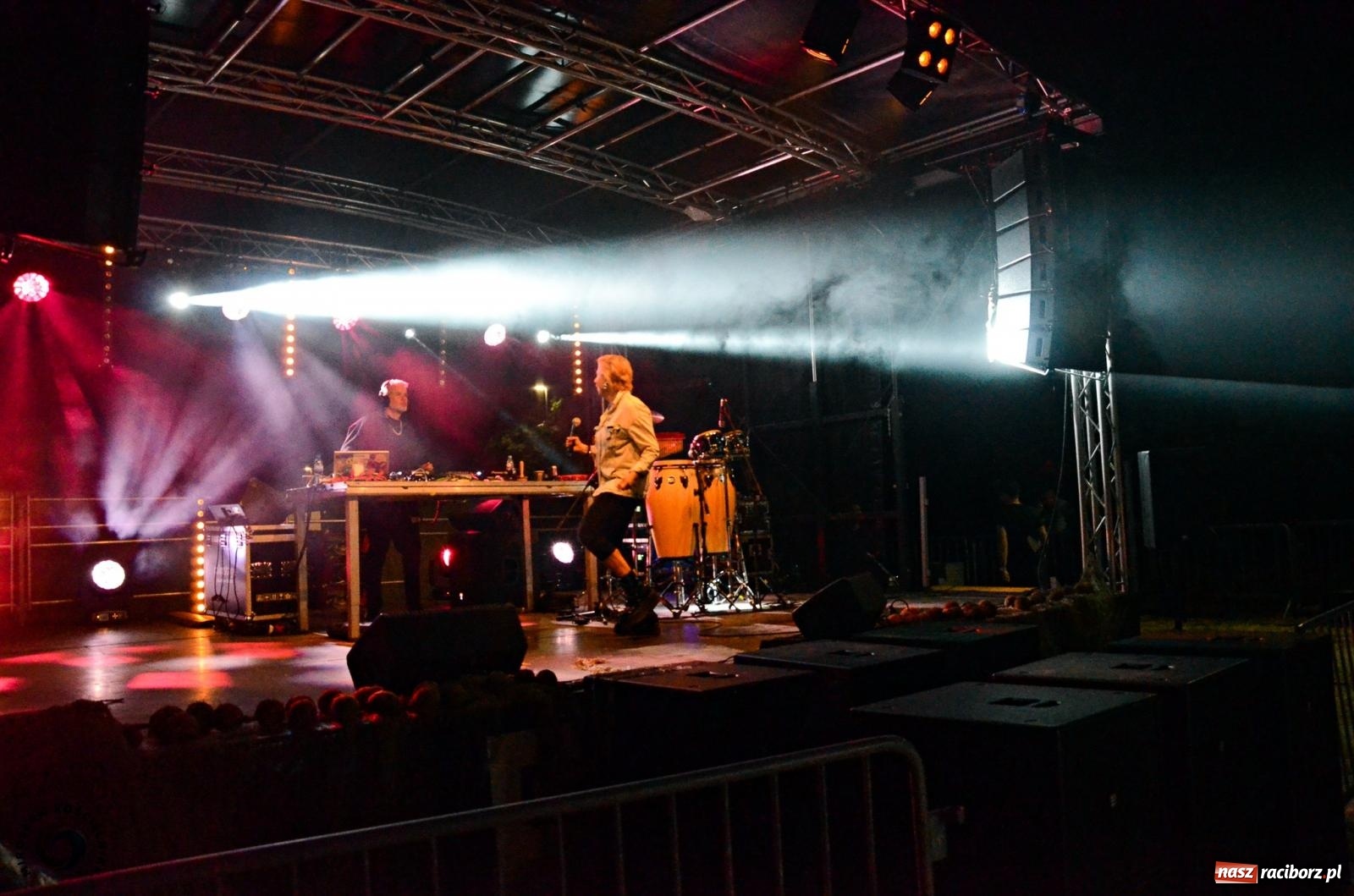 Zdjęcie w galerii na portalu naszraciborz.pl: Muzyczny FUN NAD ODRĄ do samego rana [FOTO i WIDEO] wiadomości z regionu