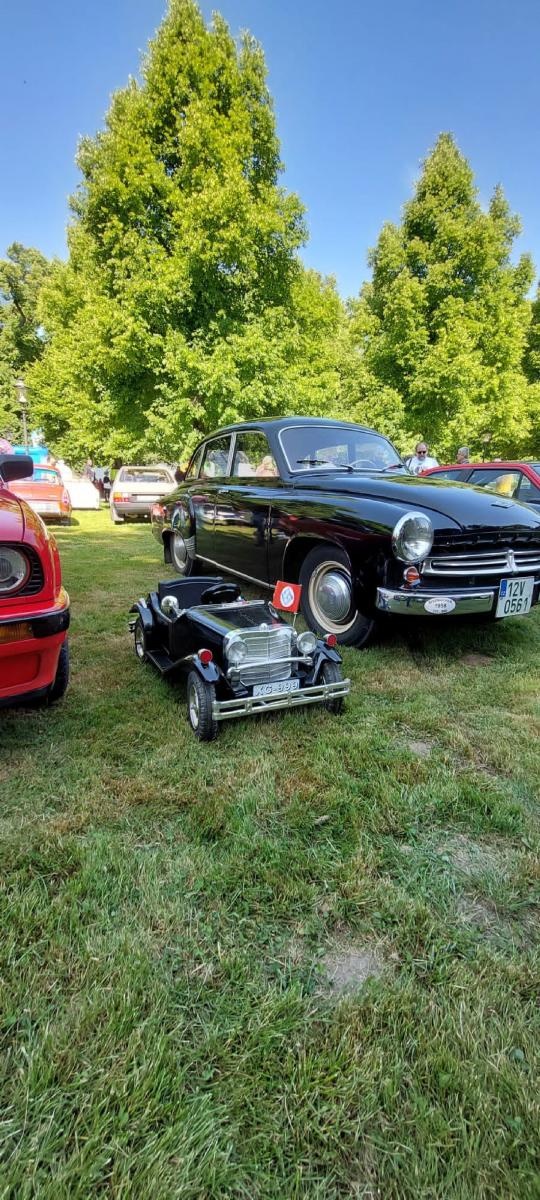 Zdjęcie w galerii na portalu naszraciborz.pl: Rajd Pruski znów zawitał na ziemię raciborską wiadomości z regionu