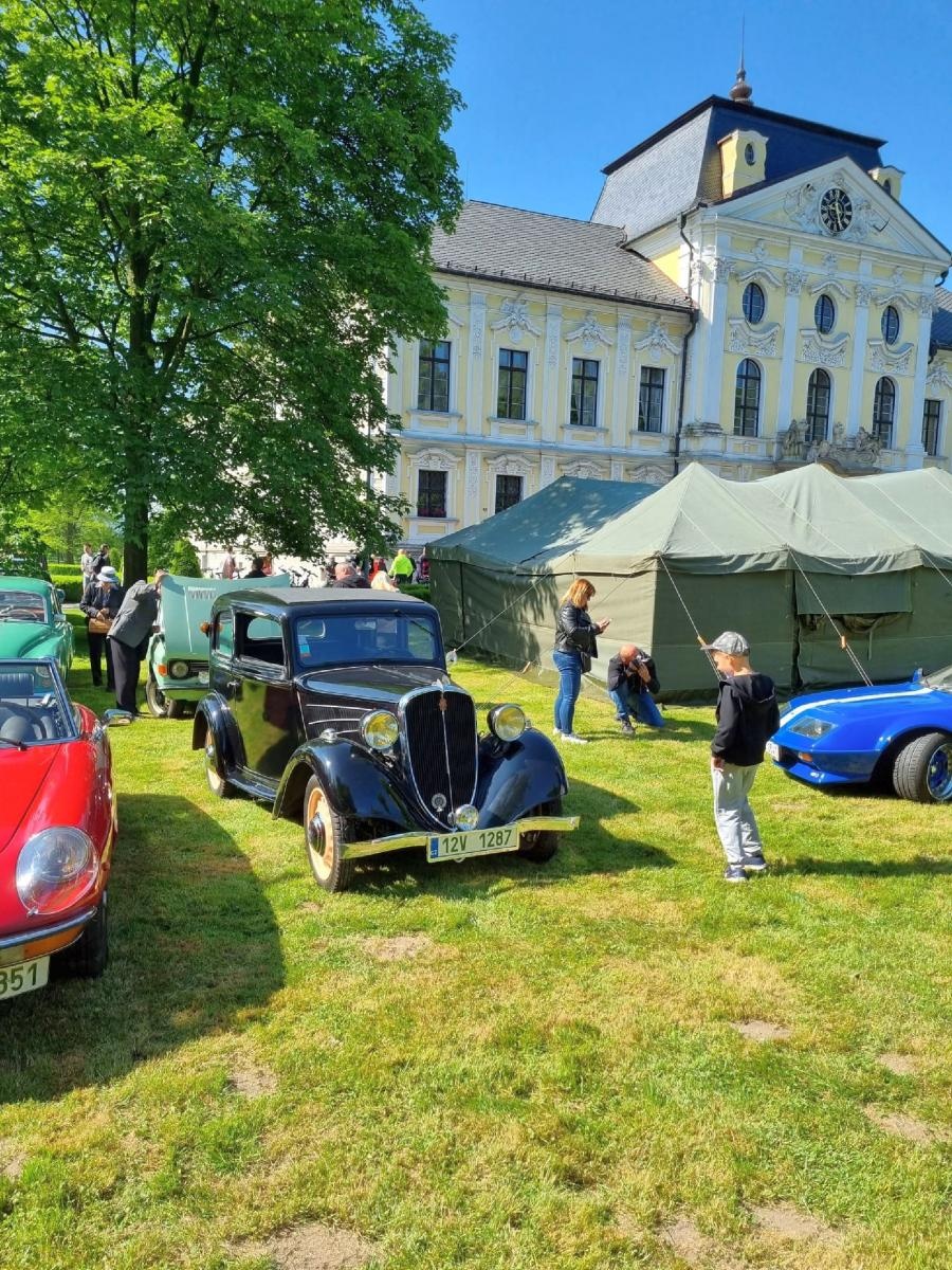 Zdjęcie w galerii na portalu naszraciborz.pl: Rajd Pruski znów zawitał na ziemię raciborską wiadomości z regionu