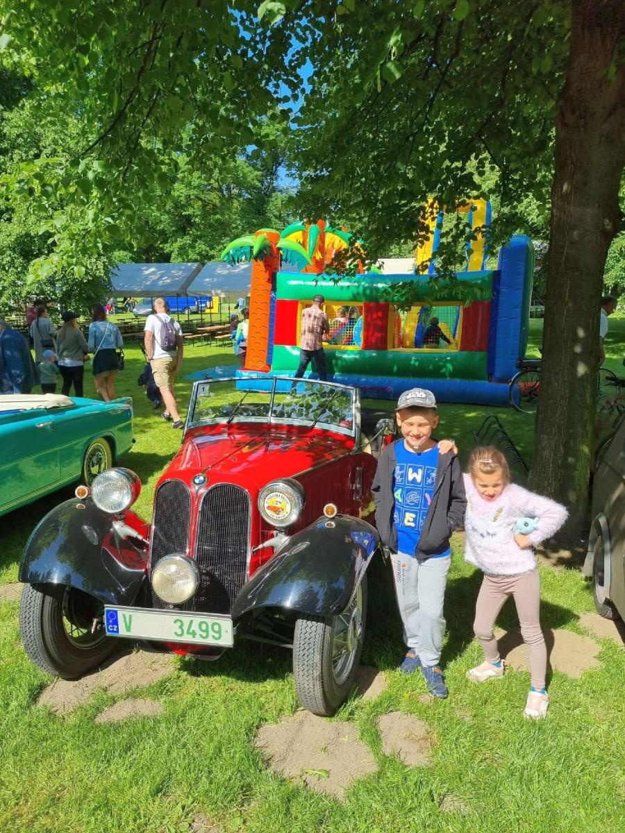 Zdjęcie w galerii na portalu naszraciborz.pl: Rajd Pruski znów zawitał na ziemię raciborską wiadomości z regionu