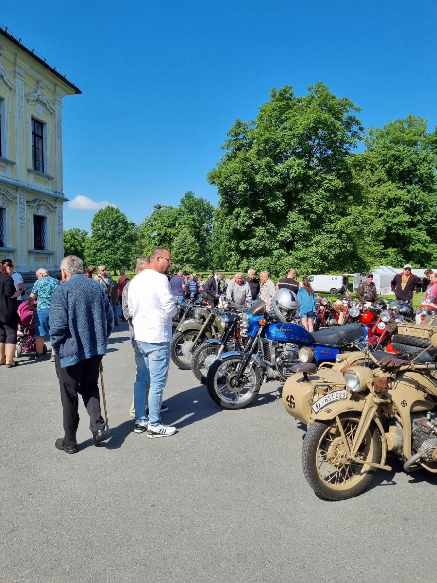 Zdjęcie w galerii na portalu naszraciborz.pl: Rajd Pruski znów zawitał na ziemię raciborską wiadomości z regionu