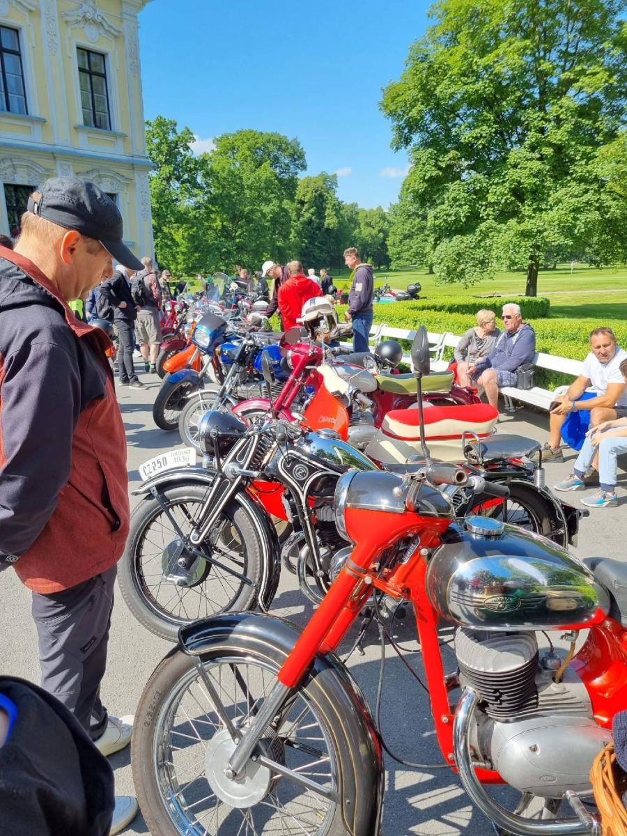 Zdjęcie w galerii na portalu naszraciborz.pl: Rajd Pruski znów zawitał na ziemię raciborską wiadomości z regionu