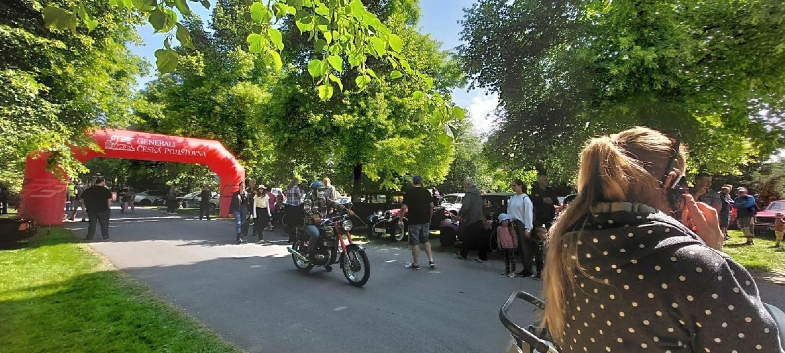 Zdjęcie w galerii na portalu naszraciborz.pl: Rajd Pruski znów zawitał na ziemię raciborską wiadomości z regionu