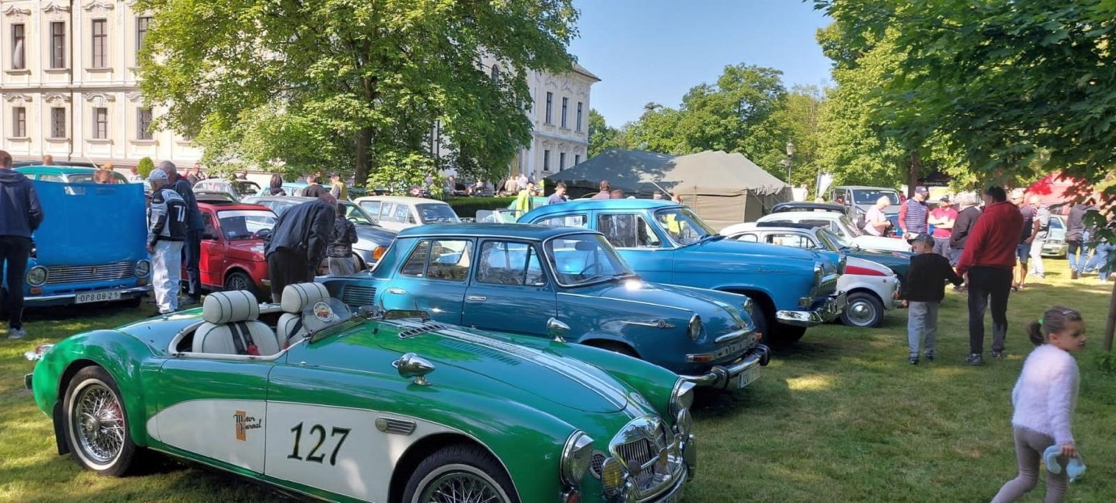 Zdjęcie w galerii na portalu naszraciborz.pl: Rajd Pruski znów zawitał na ziemię raciborską wiadomości z regionu