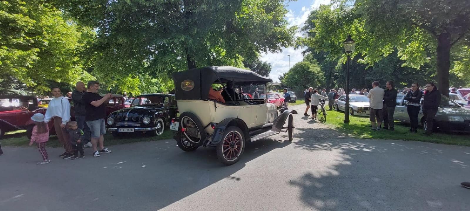Zdjęcie w galerii na portalu naszraciborz.pl: Rajd Pruski znów zawitał na ziemię raciborską wiadomości z regionu
