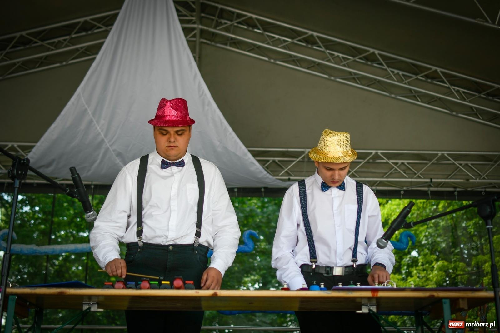 Zdjęcie w galerii na portalu naszraciborz.pl: Dziesiątka i przyjaciele na raciborskim zamku [FOTO i WIDEO] wiadomości z regionu