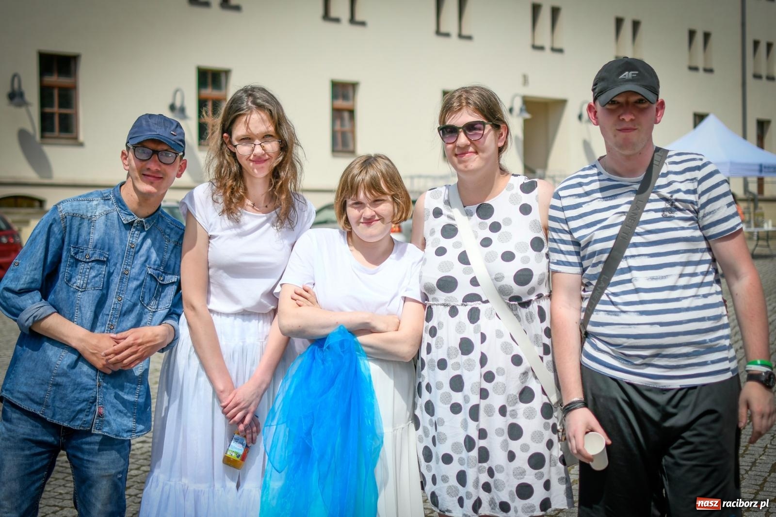 Zdjęcie w galerii na portalu naszraciborz.pl: Dziesiątka i przyjaciele na raciborskim zamku [FOTO i WIDEO] wiadomości z regionu