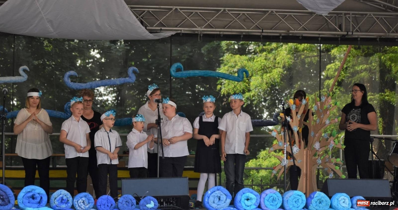 Zdjęcie w galerii na portalu naszraciborz.pl: Dziesiątka i przyjaciele na raciborskim zamku [FOTO i WIDEO] wiadomości z regionu