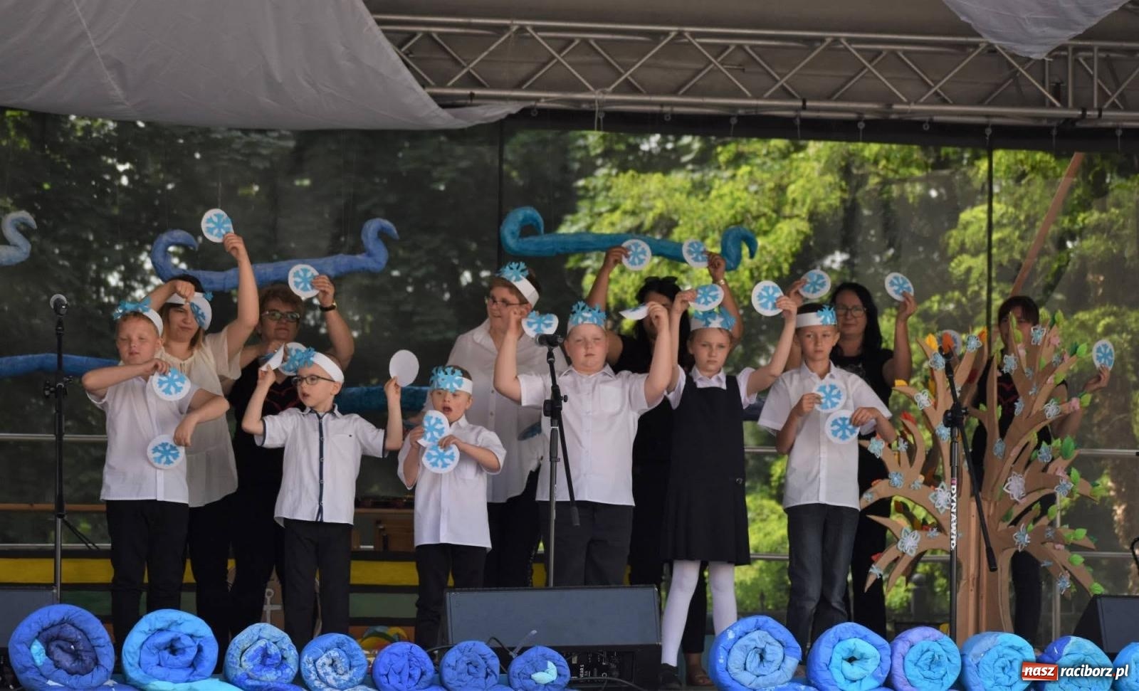 Zdjęcie w galerii na portalu naszraciborz.pl: Dziesiątka i przyjaciele na raciborskim zamku [FOTO i WIDEO] wiadomości z regionu