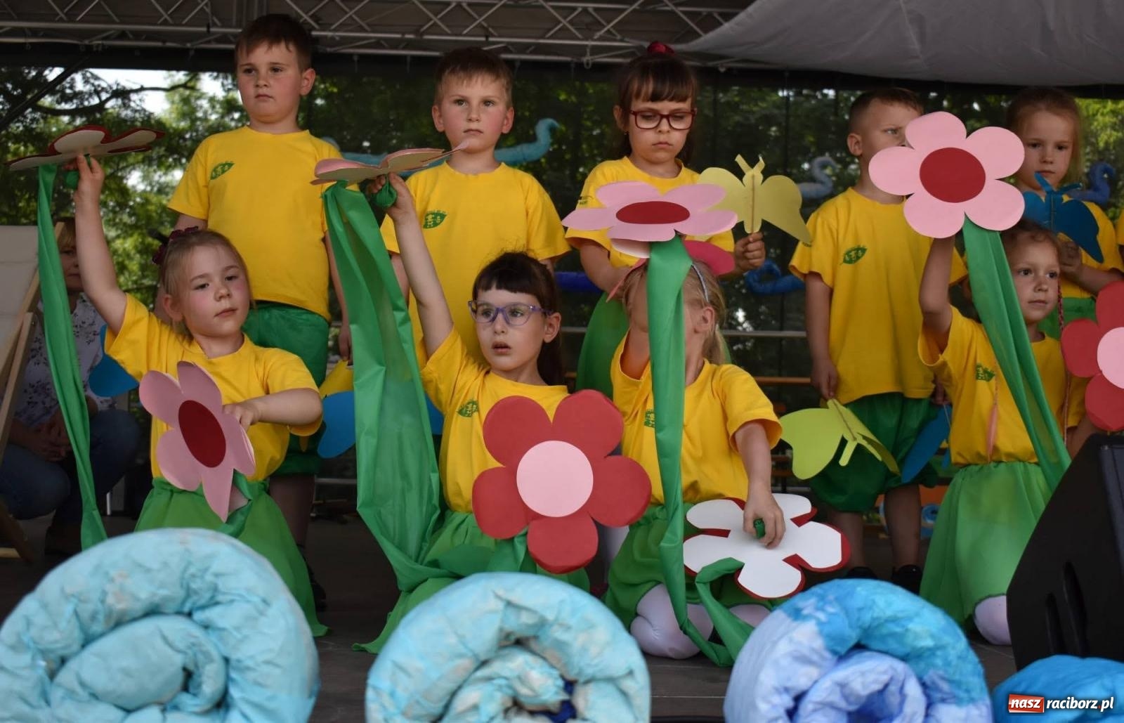 Zdjęcie w galerii na portalu naszraciborz.pl: Dziesiątka i przyjaciele na raciborskim zamku [FOTO i WIDEO] wiadomości z regionu