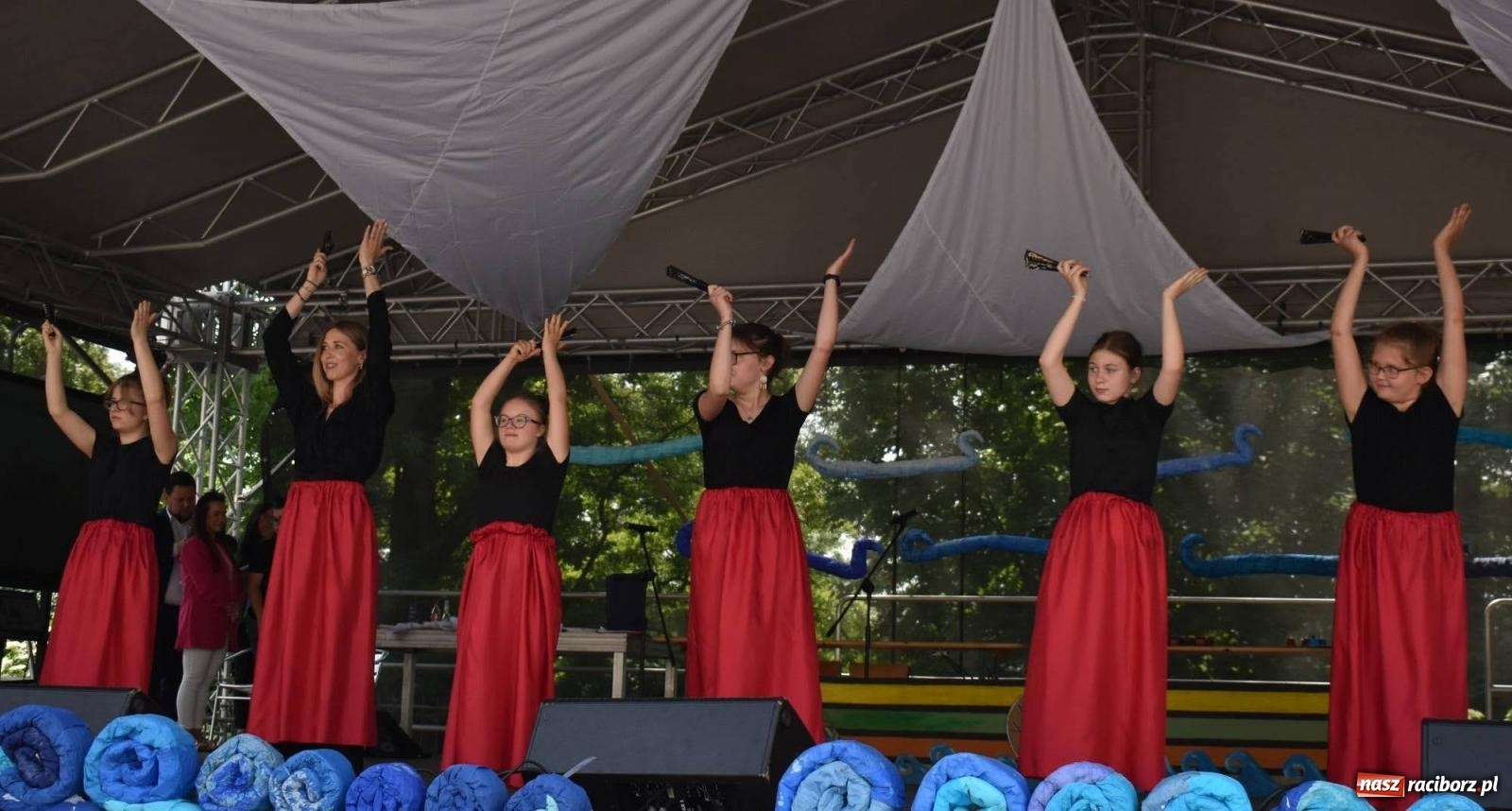 Zdjęcie w galerii na portalu naszraciborz.pl: Dziesiątka i przyjaciele na raciborskim zamku [FOTO i WIDEO] wiadomości z regionu