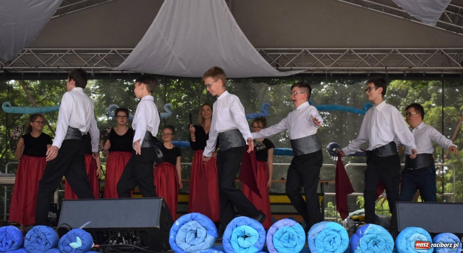 Zdjęcie w galerii na portalu naszraciborz.pl: Dziesiątka i przyjaciele na raciborskim zamku [FOTO i WIDEO] wiadomości z regionu