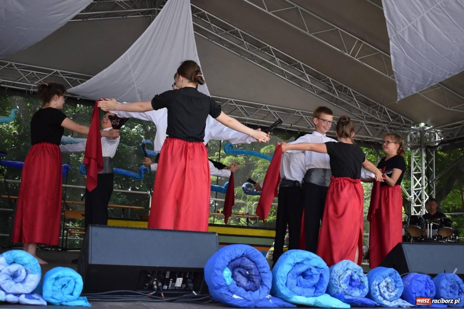 Zdjęcie w galerii na portalu naszraciborz.pl: Dziesiątka i przyjaciele na raciborskim zamku [FOTO i WIDEO] wiadomości z regionu