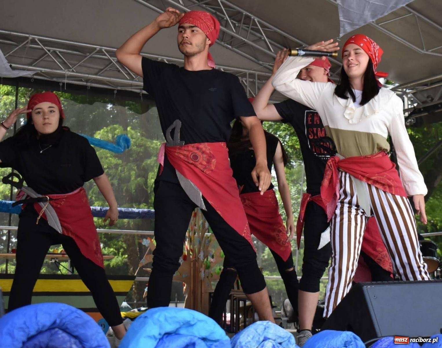 Zdjęcie w galerii na portalu naszraciborz.pl: Dziesiątka i przyjaciele na raciborskim zamku [FOTO i WIDEO] wiadomości z regionu