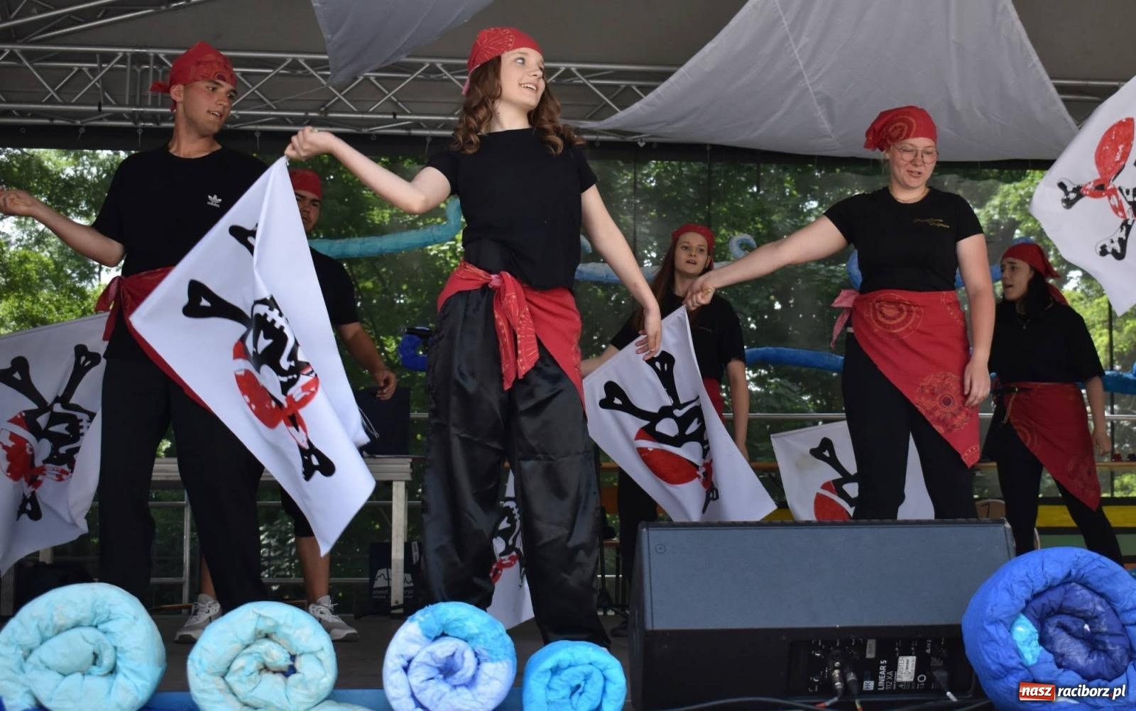 Zdjęcie w galerii na portalu naszraciborz.pl: Dziesiątka i przyjaciele na raciborskim zamku [FOTO i WIDEO] wiadomości z regionu