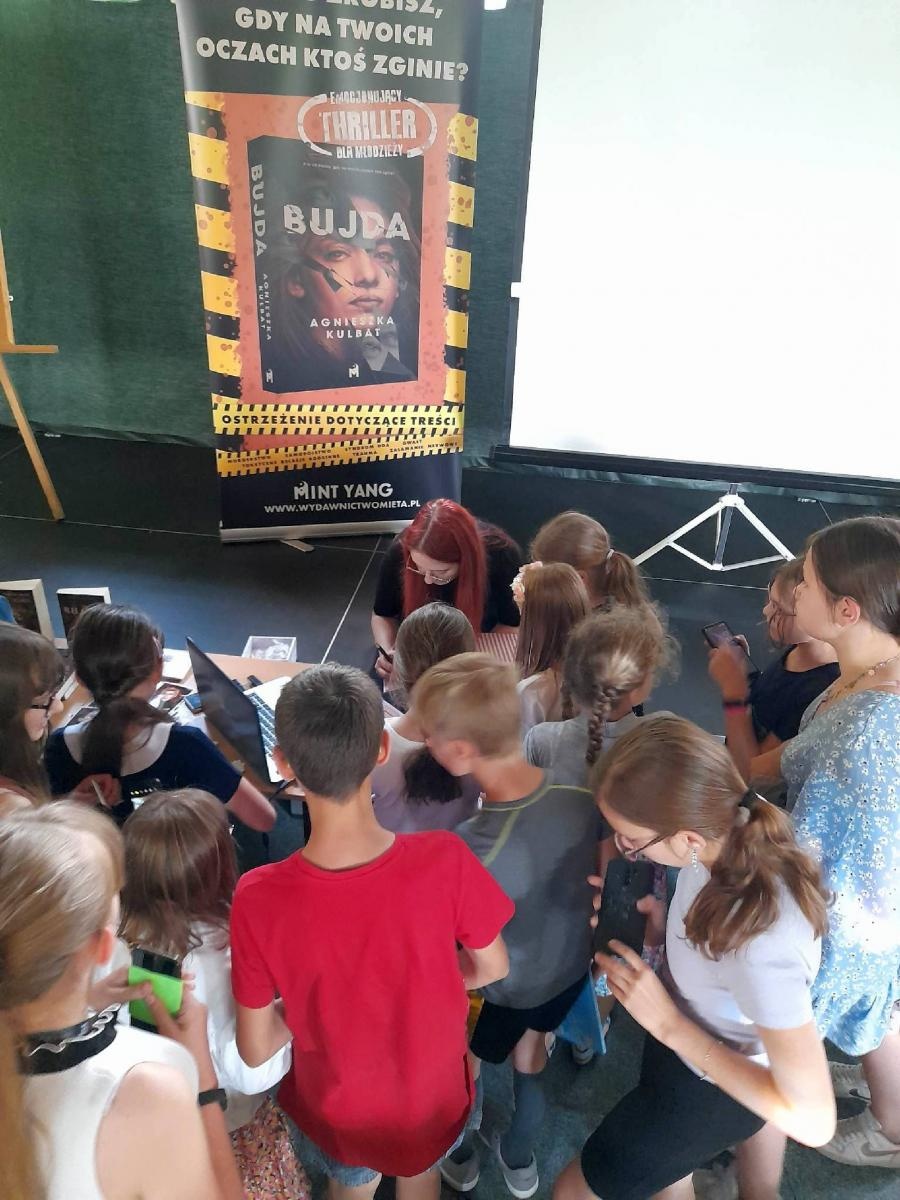 Zdjęcie w galerii na portalu naszraciborz.pl: Spotkanie autorskie z Agnieszką Kulbat wiadomości z regionu