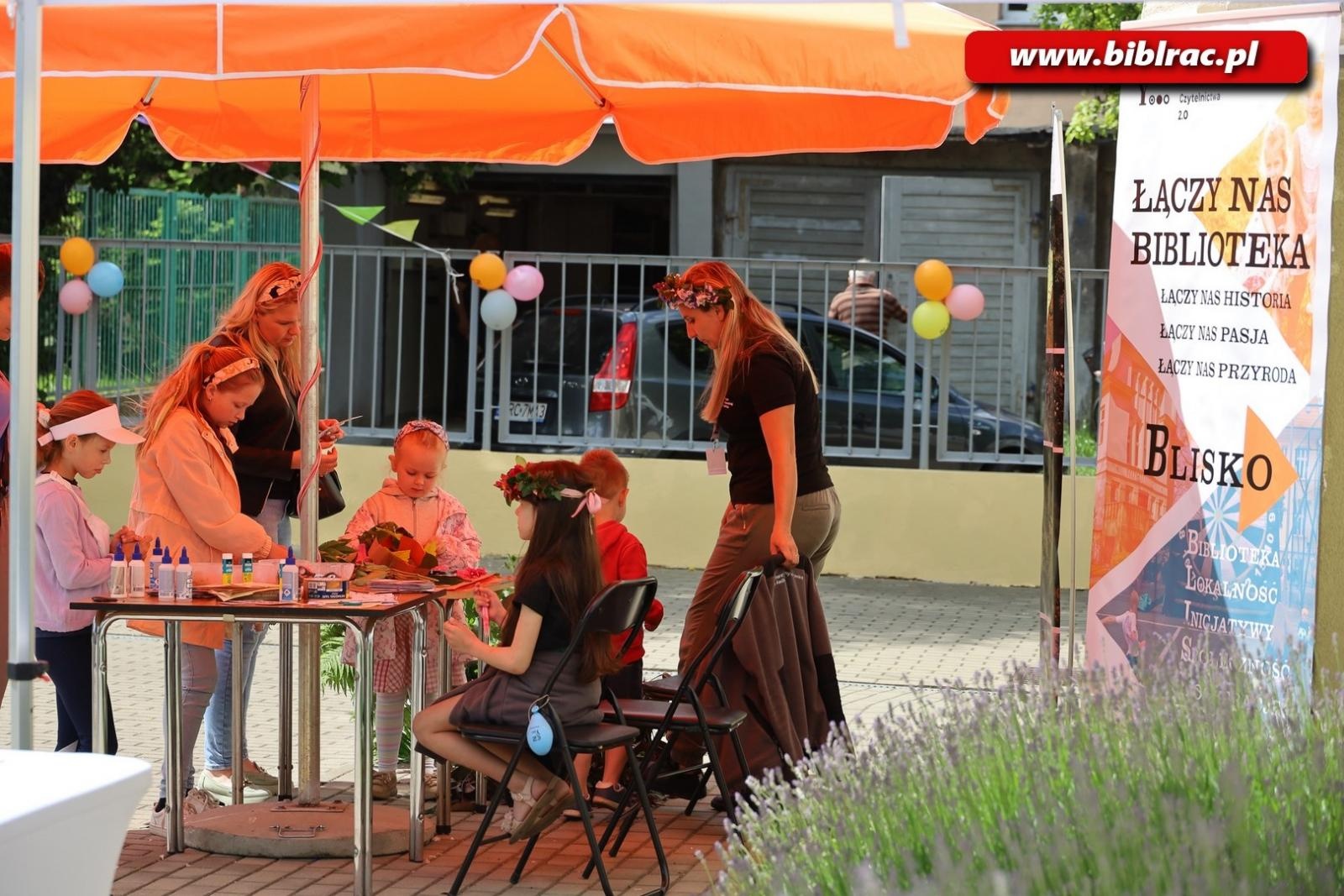 Zdjęcie w galerii na portalu naszraciborz.pl: Dzień Dziecka z raciborską książnicą wiadomości z regionu