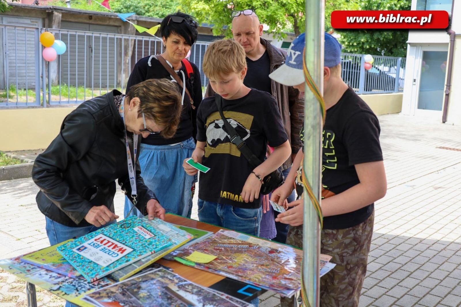Zdjęcie w galerii na portalu naszraciborz.pl: Dzień Dziecka z raciborską książnicą wiadomości z regionu