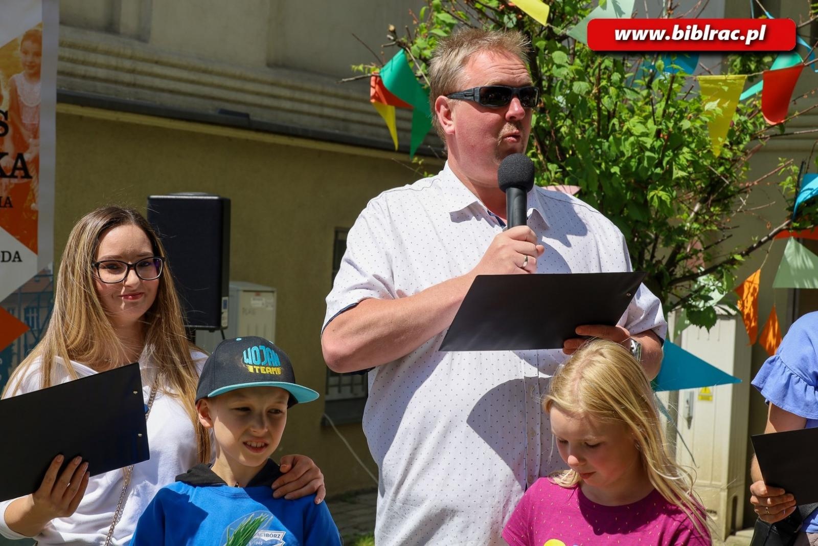 Zdjęcie w galerii na portalu naszraciborz.pl: Dzień Dziecka z raciborską książnicą wiadomości z regionu