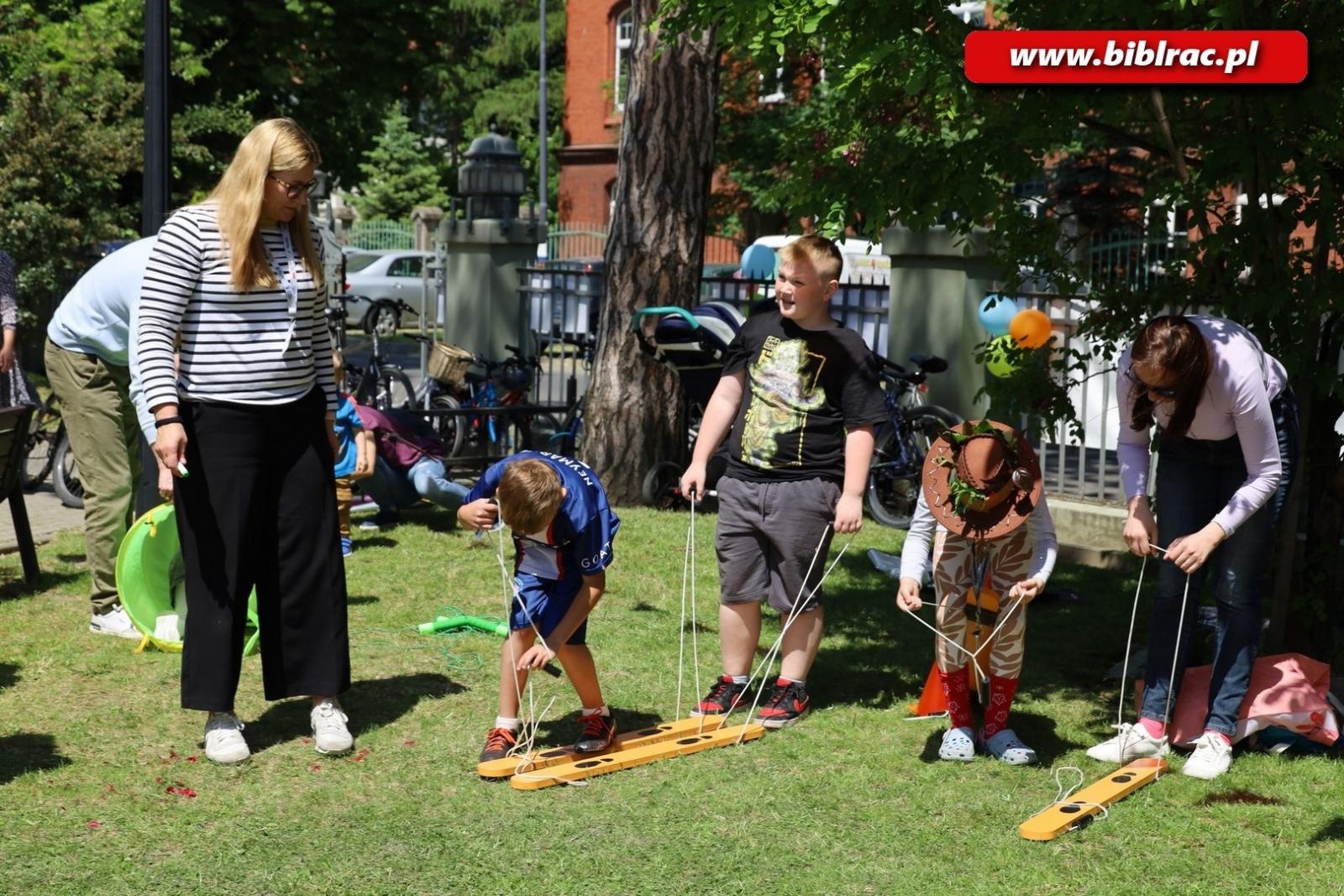 Zdjęcie w galerii na portalu naszraciborz.pl: Dzień Dziecka z raciborską książnicą wiadomości z regionu