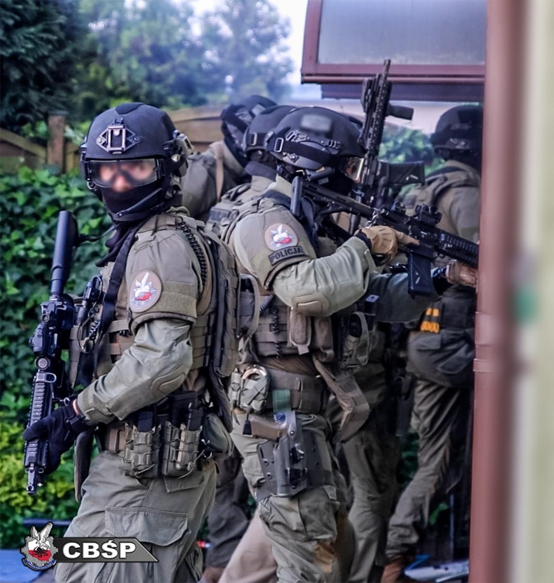 Zdjęcie w galerii na portalu naszraciborz.pl: CBŚP uderzyła w gang związany z pseudokibicami wiadomości z regionu