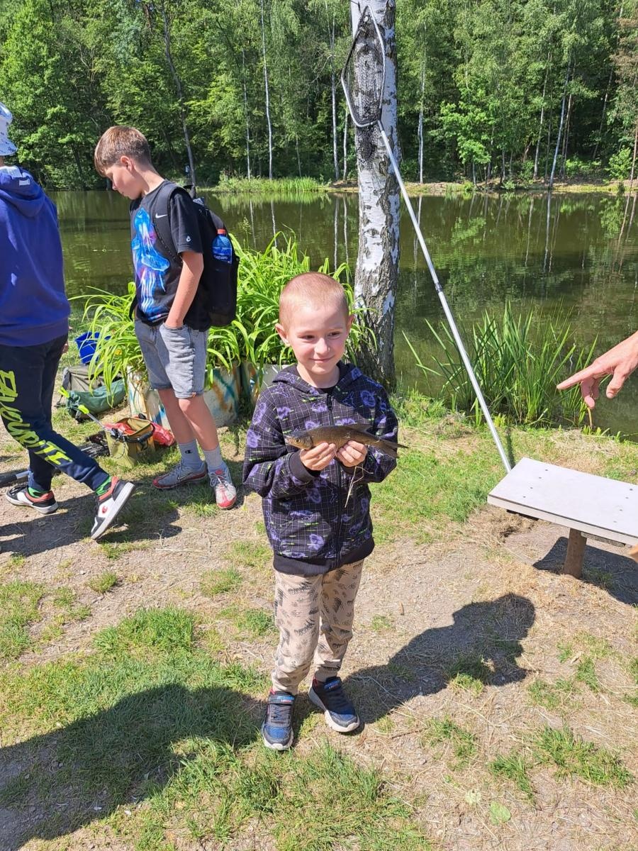 Zdjęcie w galerii na portalu naszraciborz.pl: Dzień Dziecka na łowisku. Zawody wędkarskie w Oborze wiadomości z regionu