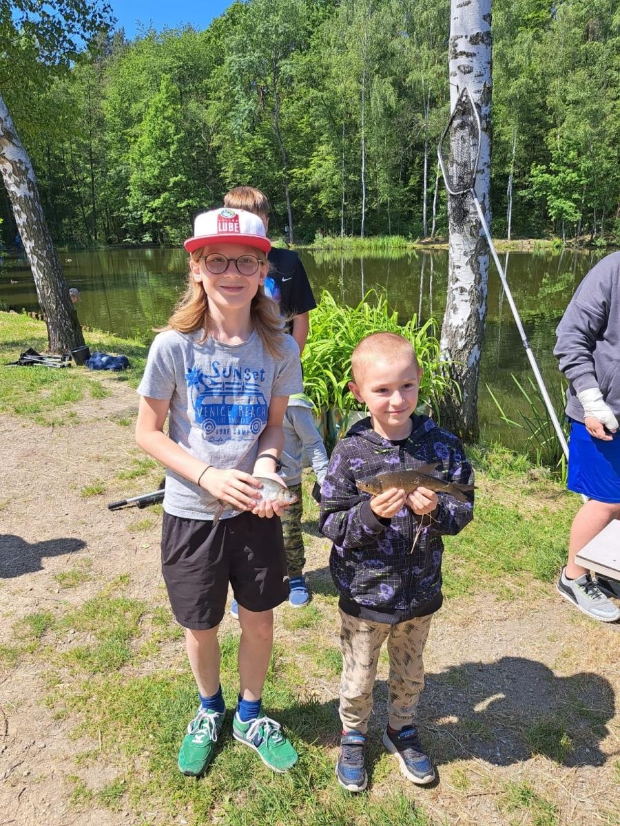 Zdjęcie w galerii na portalu naszraciborz.pl: Dzień Dziecka na łowisku. Zawody wędkarskie w Oborze wiadomości z regionu