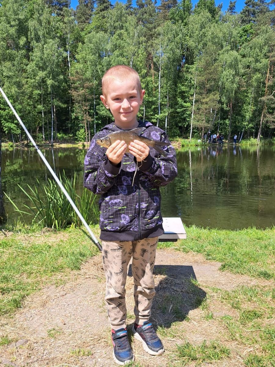 Zdjęcie w galerii na portalu naszraciborz.pl: Dzień Dziecka na łowisku. Zawody wędkarskie w Oborze wiadomości z regionu