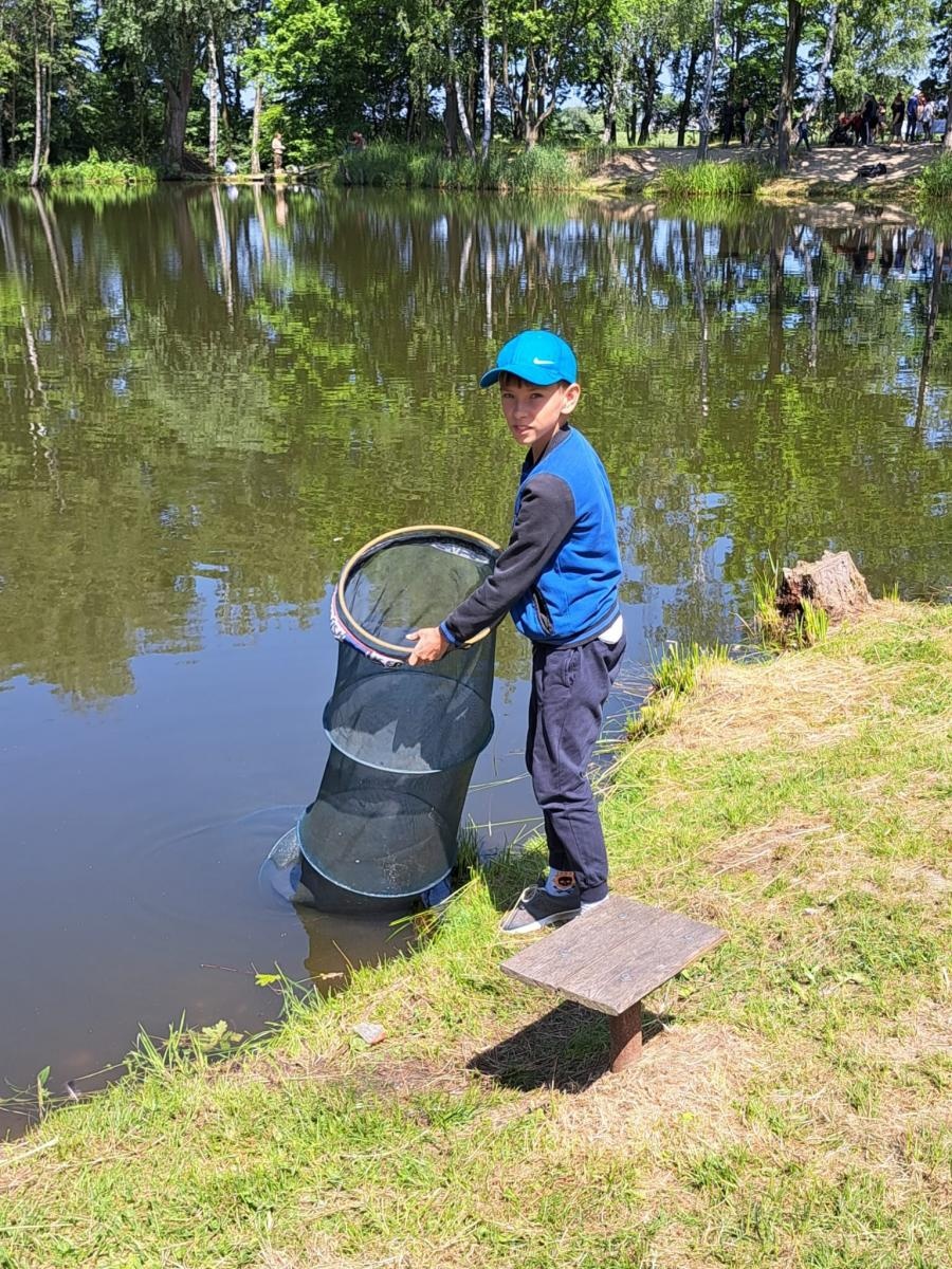 Zdjęcie w galerii na portalu naszraciborz.pl: Dzień Dziecka na łowisku. Zawody wędkarskie w Oborze wiadomości z regionu