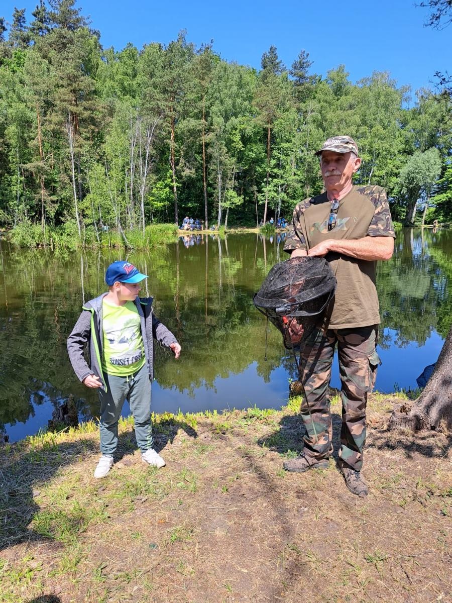 Zdjęcie w galerii na portalu naszraciborz.pl: Dzień Dziecka na łowisku. Zawody wędkarskie w Oborze wiadomości z regionu