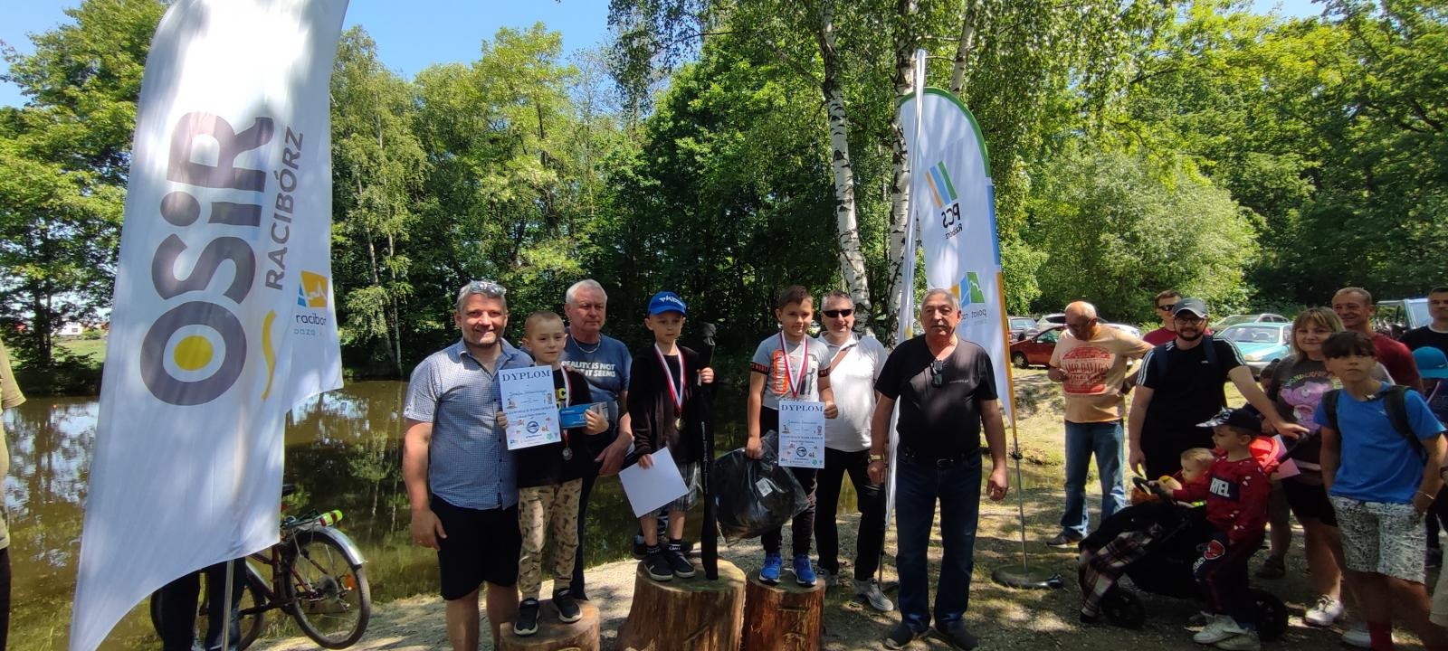 Zdjęcie w galerii na portalu naszraciborz.pl: Dzień Dziecka na łowisku. Zawody wędkarskie w Oborze wiadomości z regionu