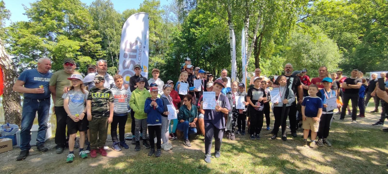 Zdjęcie w galerii na portalu naszraciborz.pl: Dzień Dziecka na łowisku. Zawody wędkarskie w Oborze wiadomości z regionu