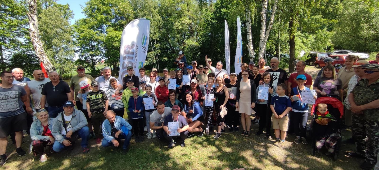 Zdjęcie w galerii na portalu naszraciborz.pl: Dzień Dziecka na łowisku. Zawody wędkarskie w Oborze wiadomości z regionu