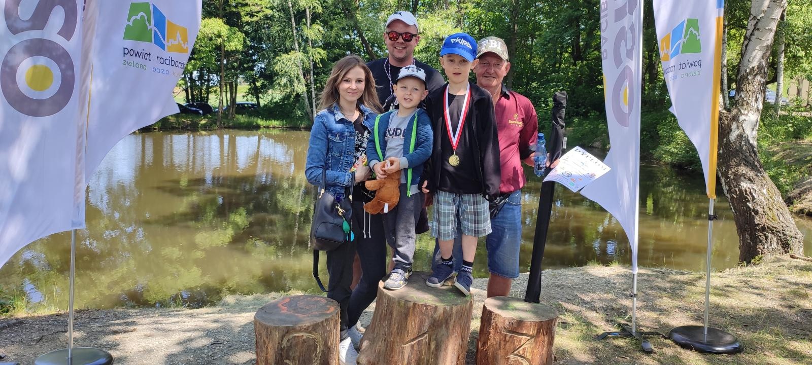 Zdjęcie w galerii na portalu naszraciborz.pl: Dzień Dziecka na łowisku. Zawody wędkarskie w Oborze wiadomości z regionu