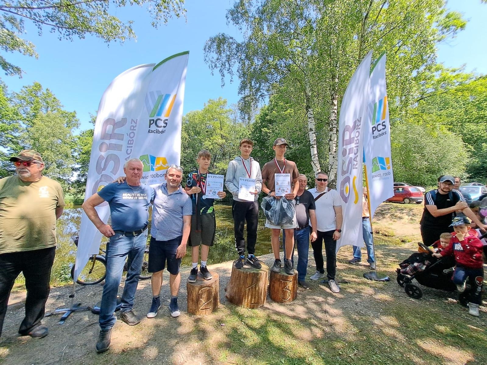 Zdjęcie w galerii na portalu naszraciborz.pl: Dzień Dziecka na łowisku. Zawody wędkarskie w Oborze wiadomości z regionu