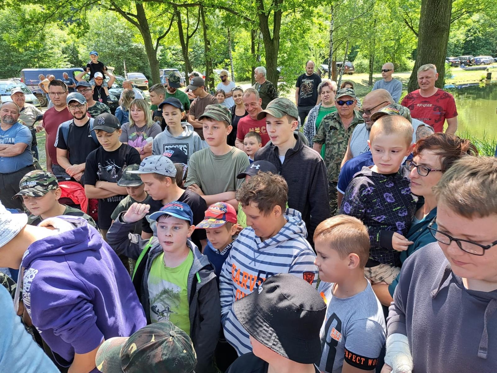 Zdjęcie w galerii na portalu naszraciborz.pl: Dzień Dziecka na łowisku. Zawody wędkarskie w Oborze wiadomości z regionu