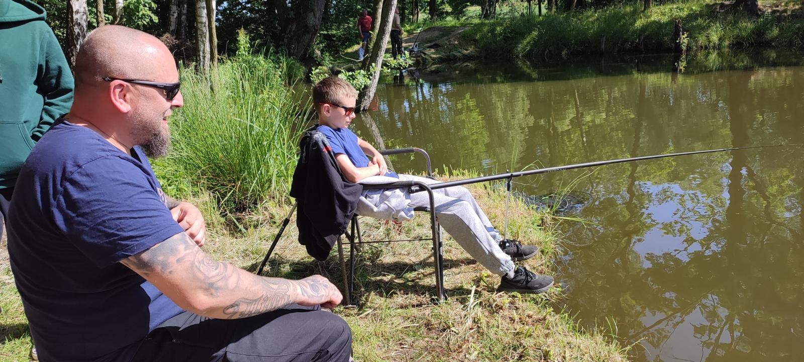 Zdjęcie w galerii na portalu naszraciborz.pl: Dzień Dziecka na łowisku. Zawody wędkarskie w Oborze wiadomości z regionu