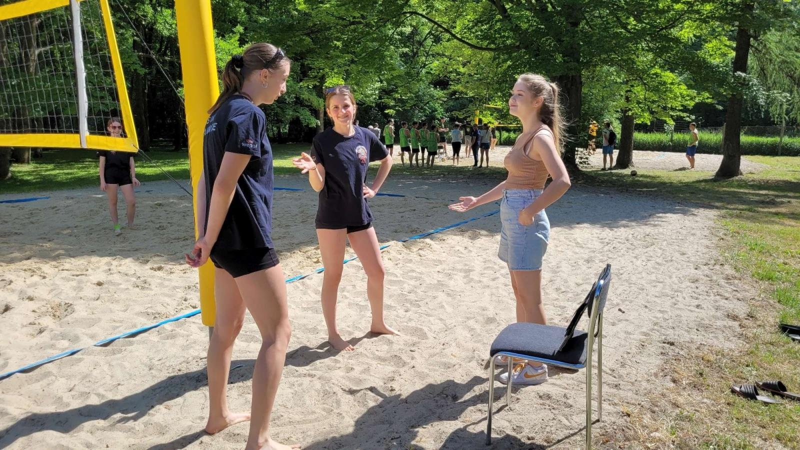 Zdjęcie w galerii na portalu naszraciborz.pl: Siatkówka plażowa. II LO i Mechanik z awansem wiadomości z regionu