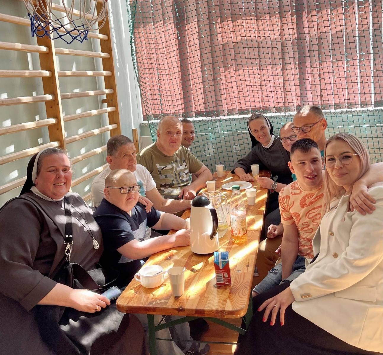 Zdjęcie w galerii na portalu naszraciborz.pl: Dzień Wdzięczności w Szkole Podstawowej w Bieńkowicach wiadomości z regionu