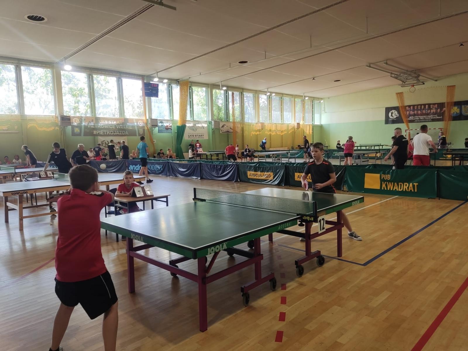 Zdjęcie w galerii na portalu naszraciborz.pl: Sportowa Natura - tenisowe zmagania w Kuźni Raciborskiej wiadomości z regionu