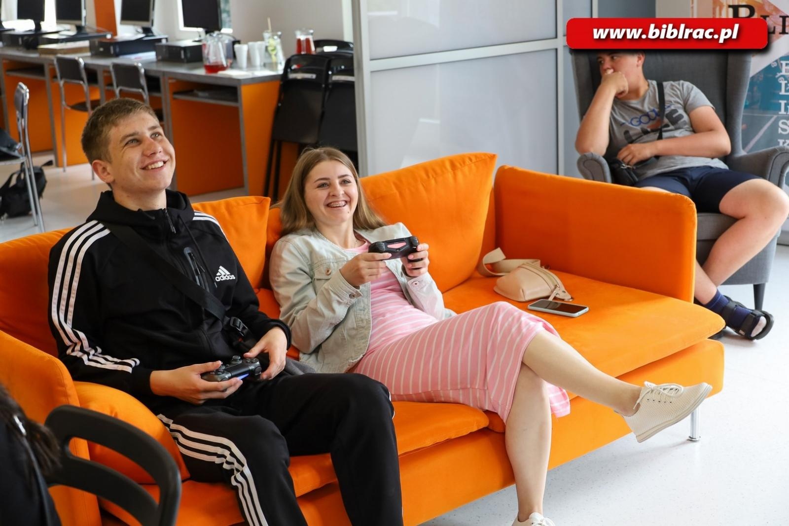 Zdjęcie w galerii na portalu naszraciborz.pl: Młodzież z ukraińskiej Tyśmenicy gości w Raciborzu wiadomości z regionu