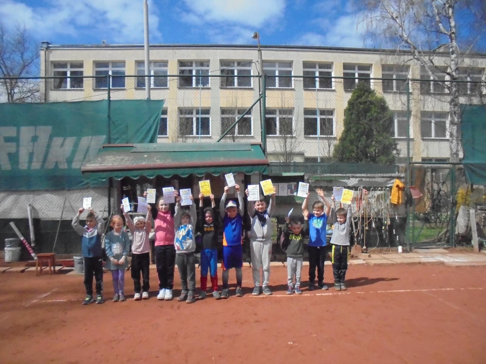 Zdjęcie w galerii na portalu naszraciborz.pl: Sportowy Dzień Dziecka na korcie Rafako wiadomości z regionu