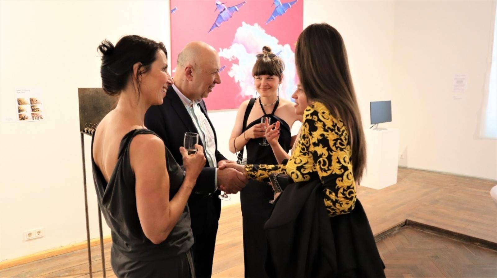 Zdjęcie w galerii na portalu naszraciborz.pl: Raciborzanki na 14. Wystawie Sztuki Zawodowców w niemieckim powiecie Elbe-Elster wiadomości z regionu