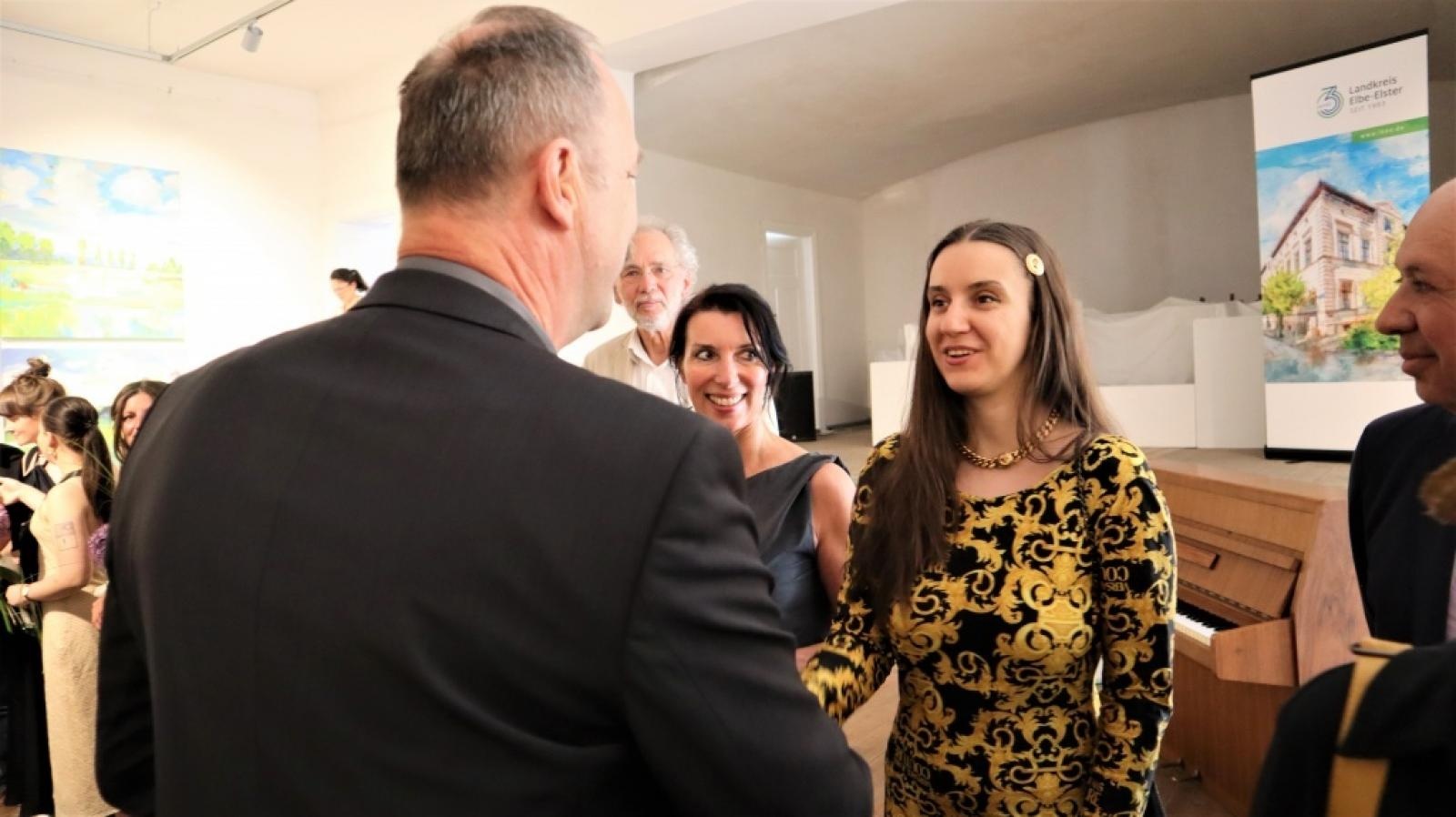 Zdjęcie w galerii na portalu naszraciborz.pl: Raciborzanki na 14. Wystawie Sztuki Zawodowców w niemieckim powiecie Elbe-Elster wiadomości z regionu