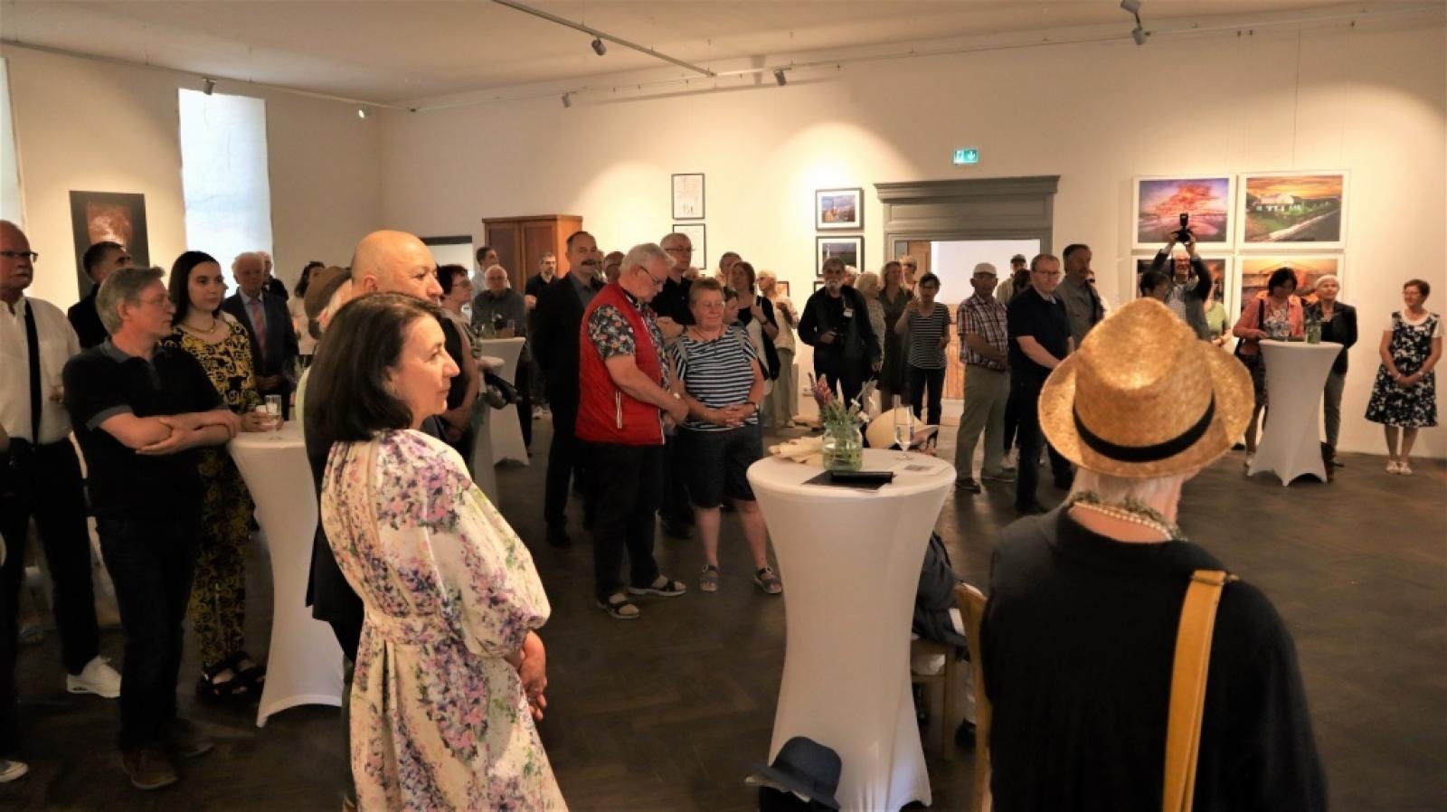 Zdjęcie w galerii na portalu naszraciborz.pl: Raciborzanki na 14. Wystawie Sztuki Zawodowców w niemieckim powiecie Elbe-Elster wiadomości z regionu