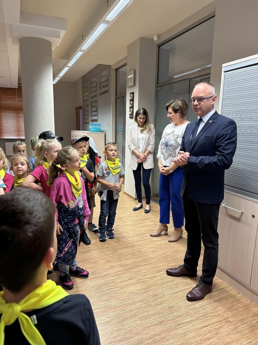 Zdjęcie w galerii na portalu naszraciborz.pl: Przedszkolaki z Zabełkowa z wizytą w Starostwie Powiatowym w Raciborzu wiadomości z regionu