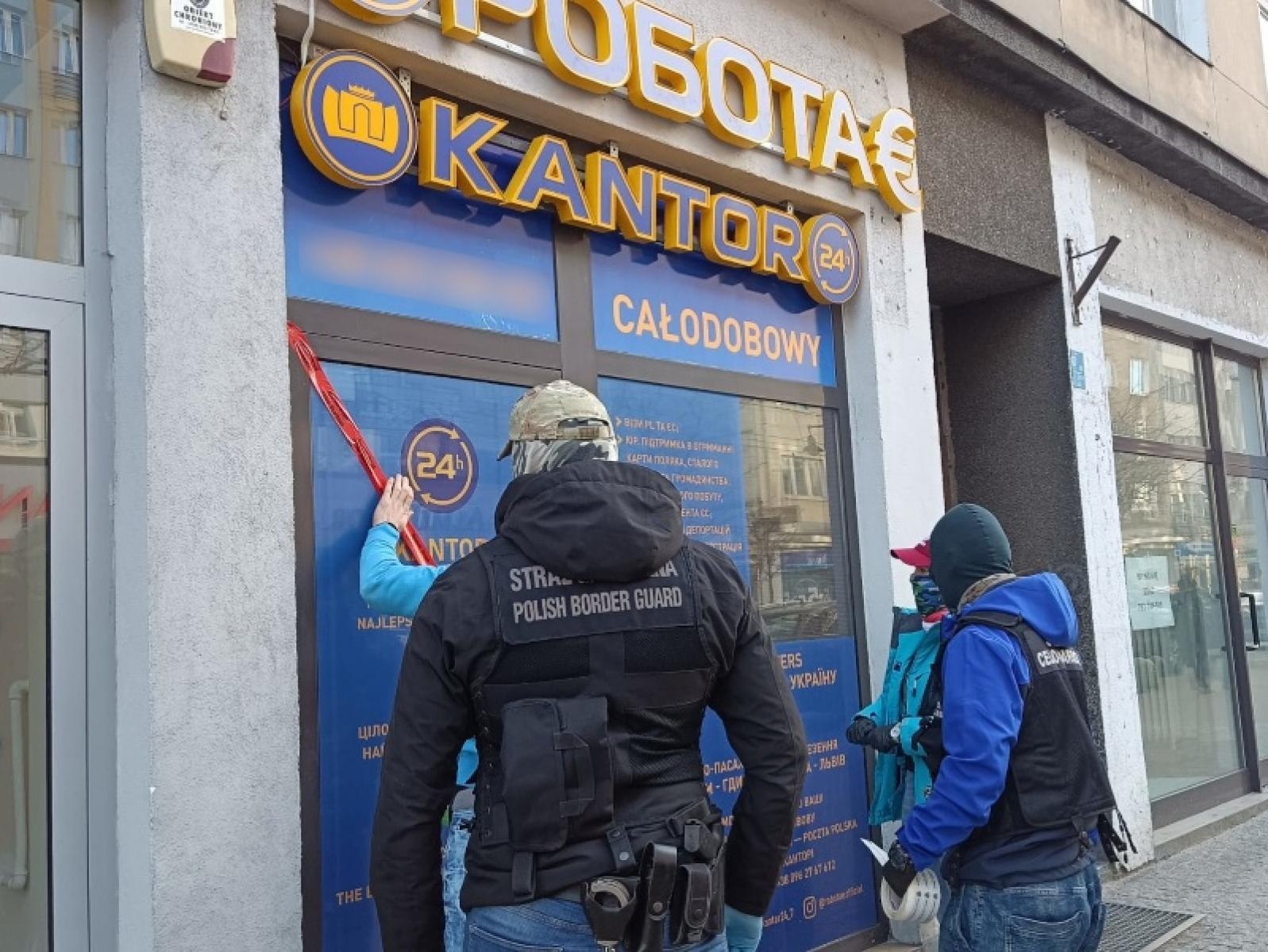 Zdjęcie w galerii na portalu naszraciborz.pl: Zlikwidowano grupę zajmującą się praniem brudnych pieniędzy wiadomości z regionu