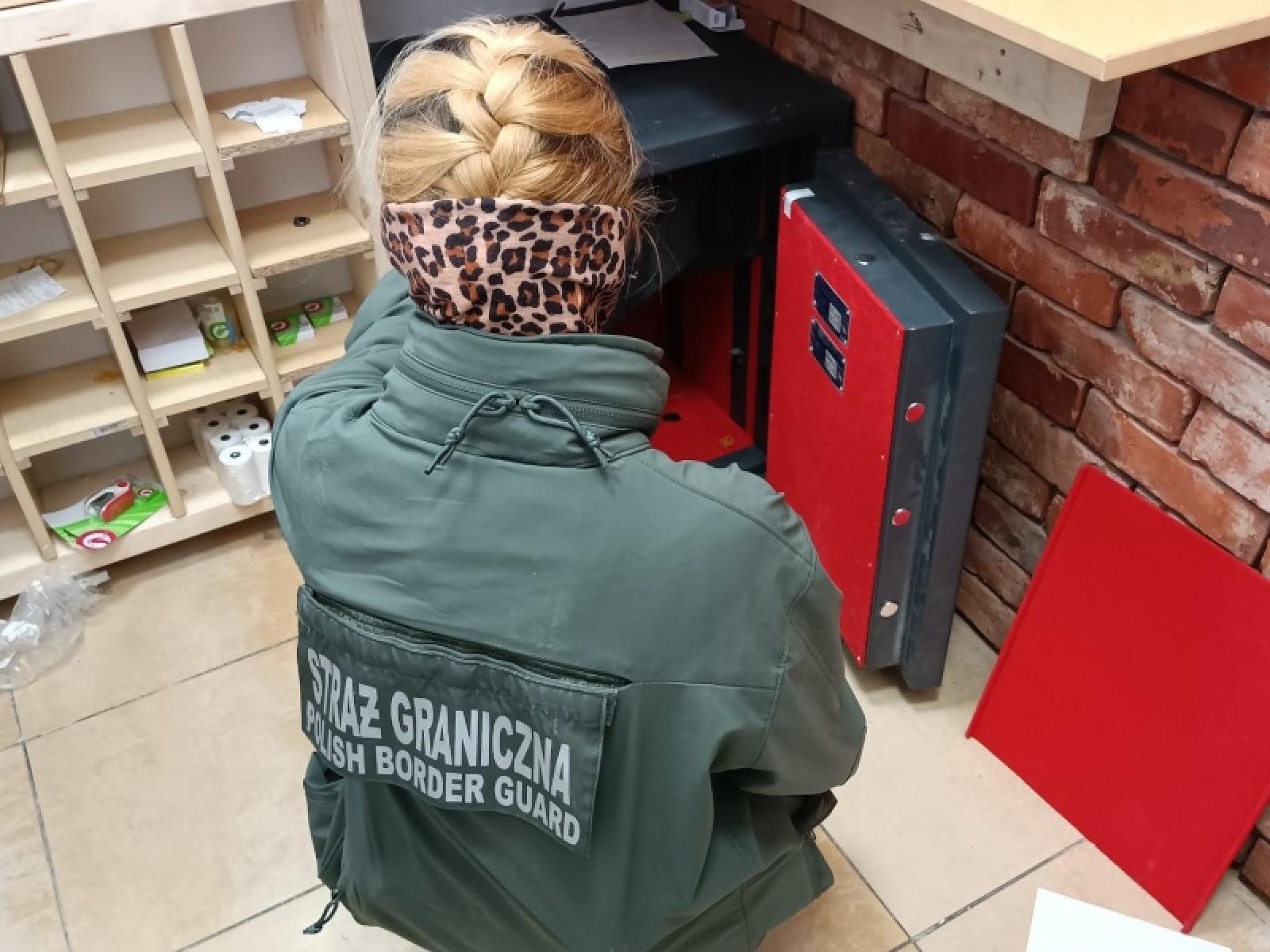 Zdjęcie w galerii na portalu naszraciborz.pl: Zlikwidowano grupę zajmującą się praniem brudnych pieniędzy wiadomości z regionu