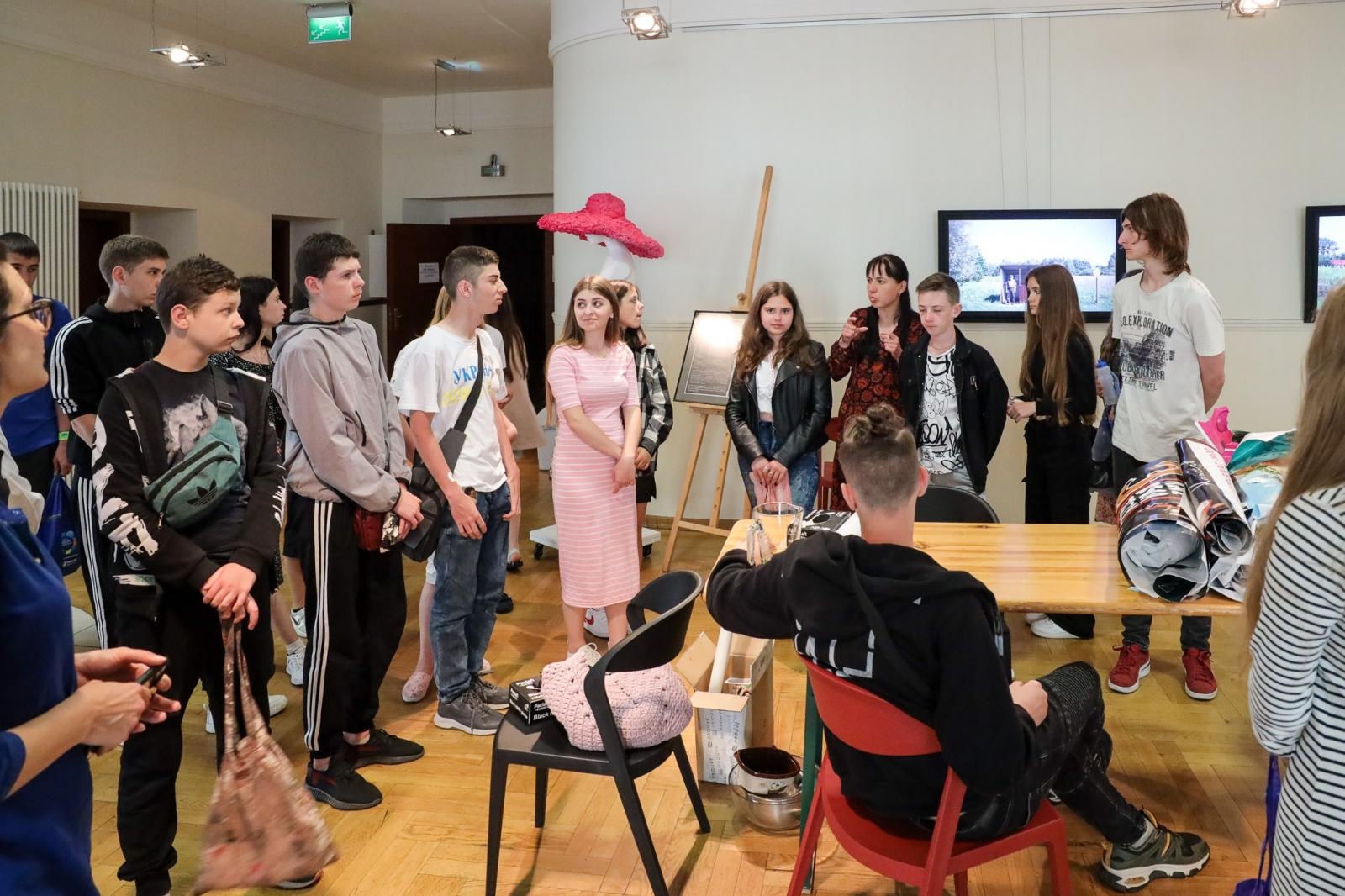 Zdjęcie w galerii na portalu naszraciborz.pl: Młodzież z Tyśmienicy z twórczą wizytą w RCK wiadomości z regionu